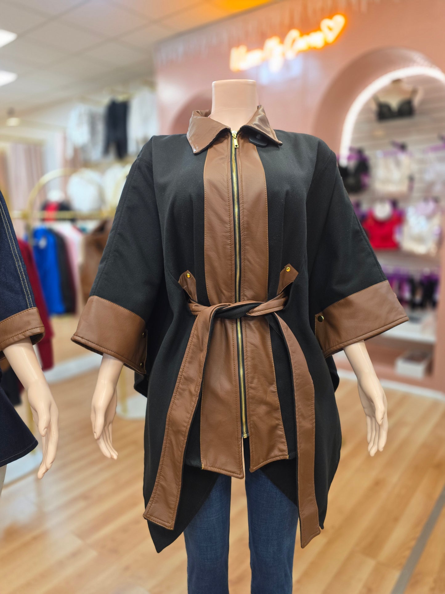 Cape Coat ref 5594 / Abrigo tipo Capa Ref 5594